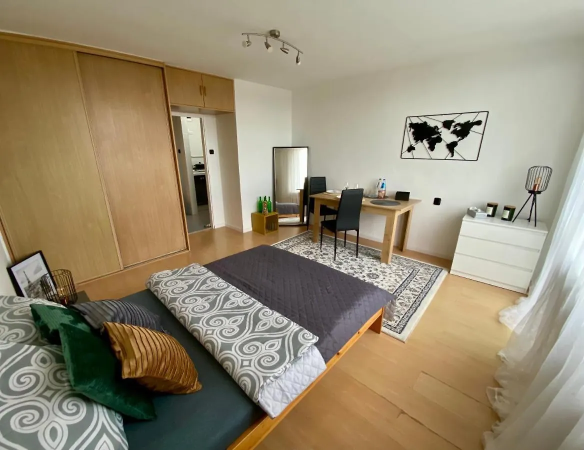 Saska View Apartment Warschau